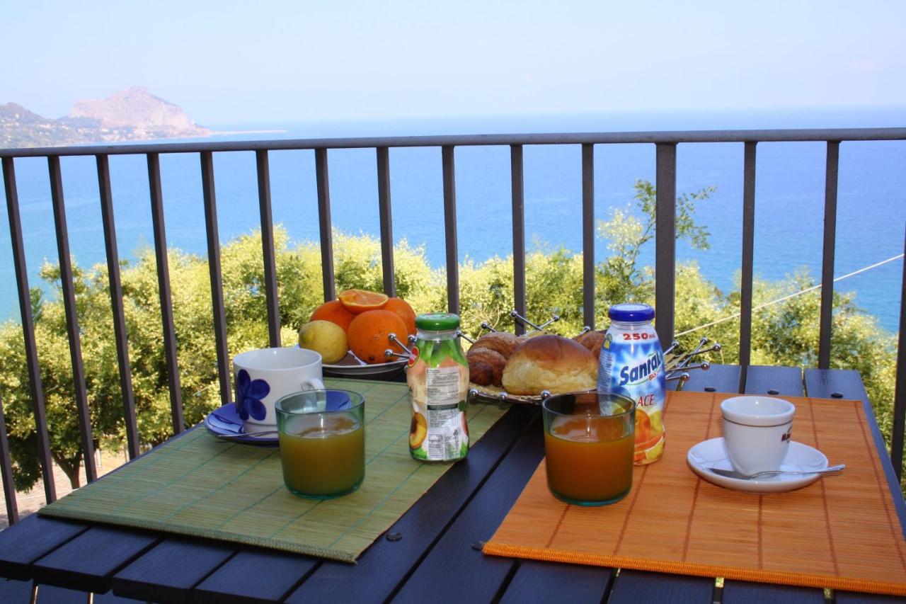 Belvedere Sant'Ambrogio Чефалу Екстериор снимка
